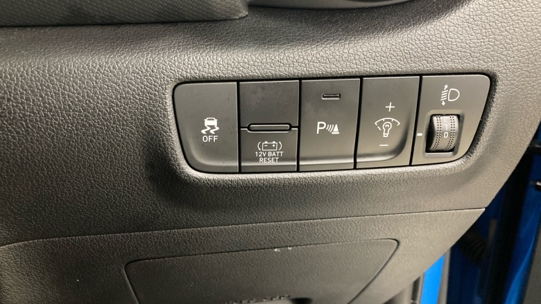 Hyundai KONA 1.6 GDi Hybrid Premium 5dr DCT Hybrid Hatchback